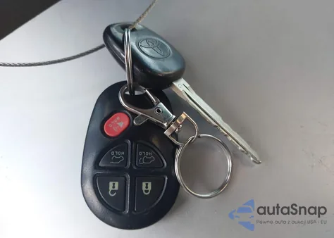 2011 Toyota Highlander Se V6 z USA, uszkodzony, nr VIN 5TDBK3EH1BS050019